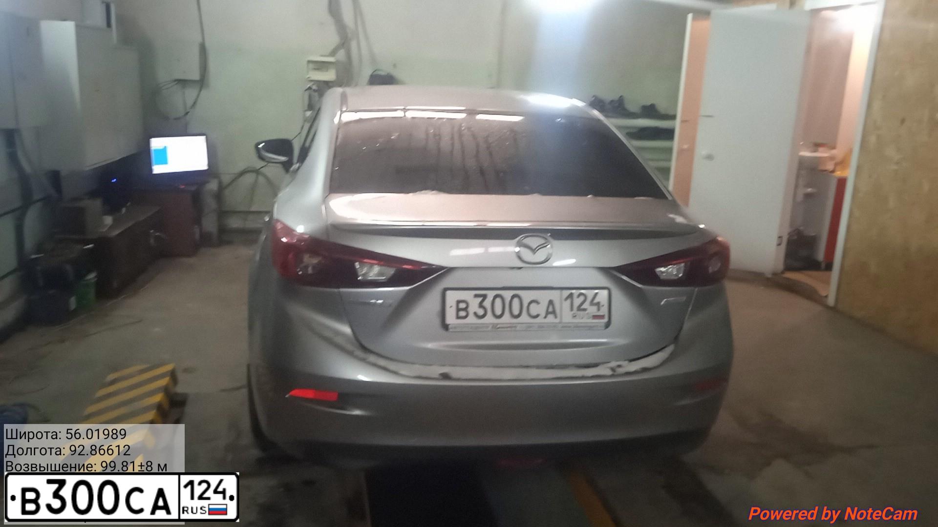 Фото автомобиля MAZDA 3, 2015 — госномер В300СА124. Цвет: СЕРЕБРИСТЫЙ