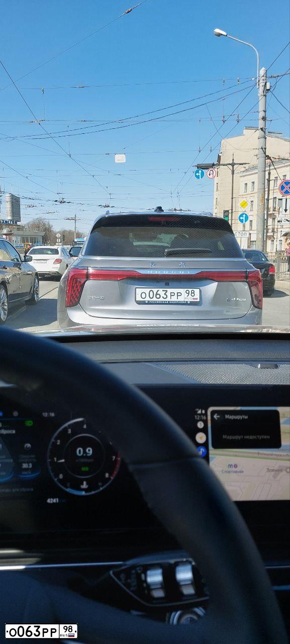 Фото автомобиля TOYOTA CAMRY, 1998 — госномер М787ВО198. Цвет: синий