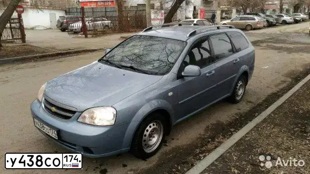 Фото автомобиля CHEVROLET LACETTI, 2011 — госномер У438СО174. Цвет: ГОЛУБОЙ