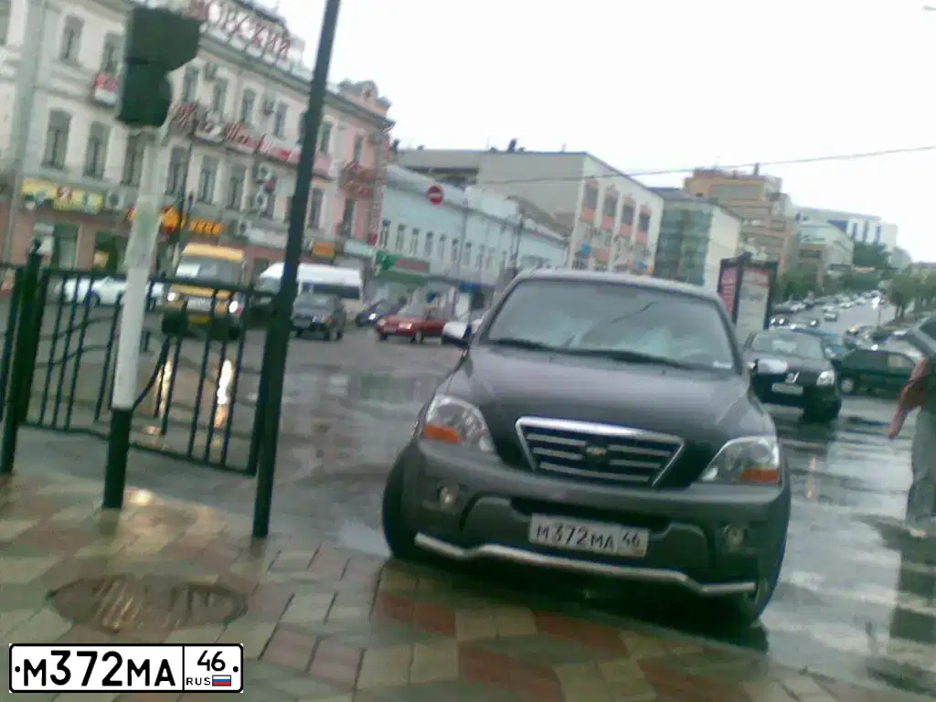Фото автомобиля КИА СОРЕНТО, 2007 — госномер Р426ЕК46. Цвет: ЭБЕНОВЫЙ ЧЕРНЫЙ