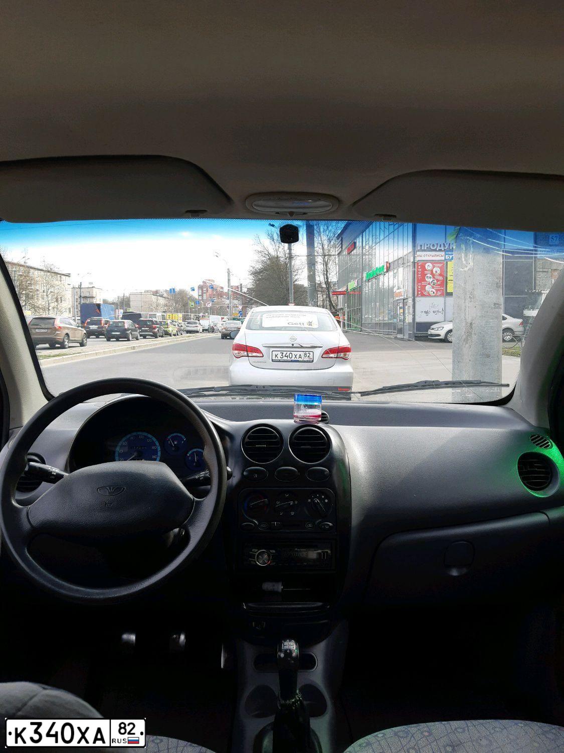 Фото автомобиля NISSAN ALMERA, 2016 — госномер К091КХ147. Цвет: Серебристый