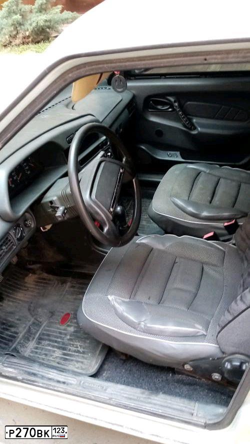 Фото автомобиля LADA 2109 SAMARA, 2002 — госномер Т740ЕА323. Цвет: СЕРЕБРИСТЫЙ ЖЕЛТО-ЗЕЛЕНЫЙ