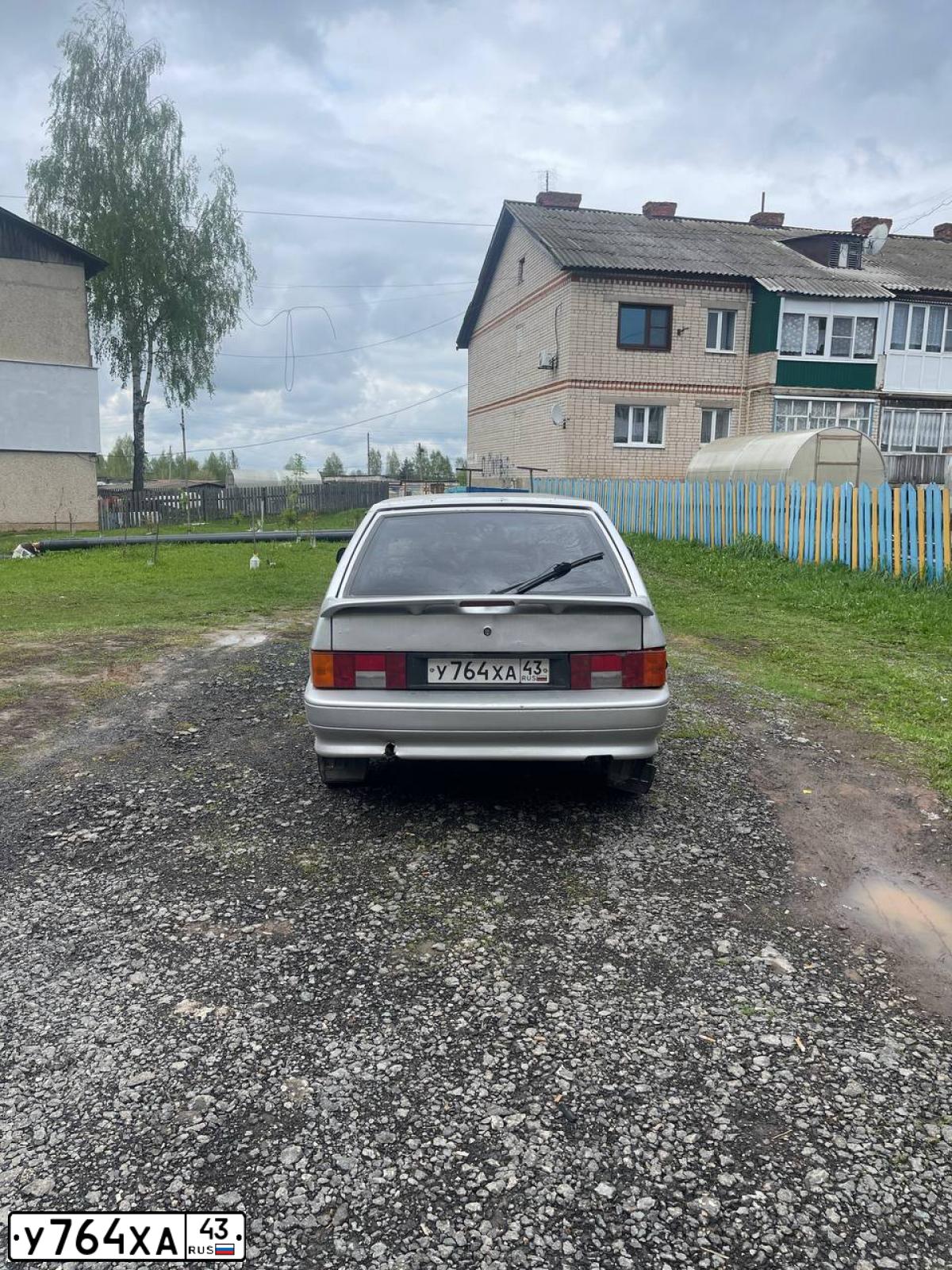 Фото автомобиля LADA 2114 SAMARA, 2011 — госномер У764ХА43. Цвет: СВЕТЛО-СЕРЕБРИСТЫЙ  МЕТАЛЛИК