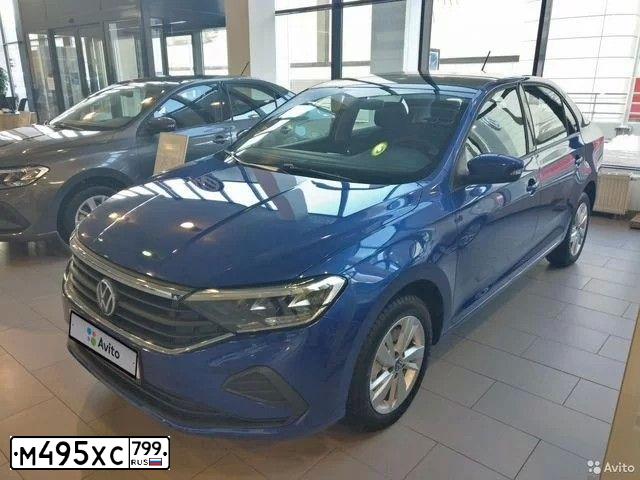 Фото автомобиля VOLKSWAGEN POLO, 2021 — госномер М495ХС799. Цвет: синий