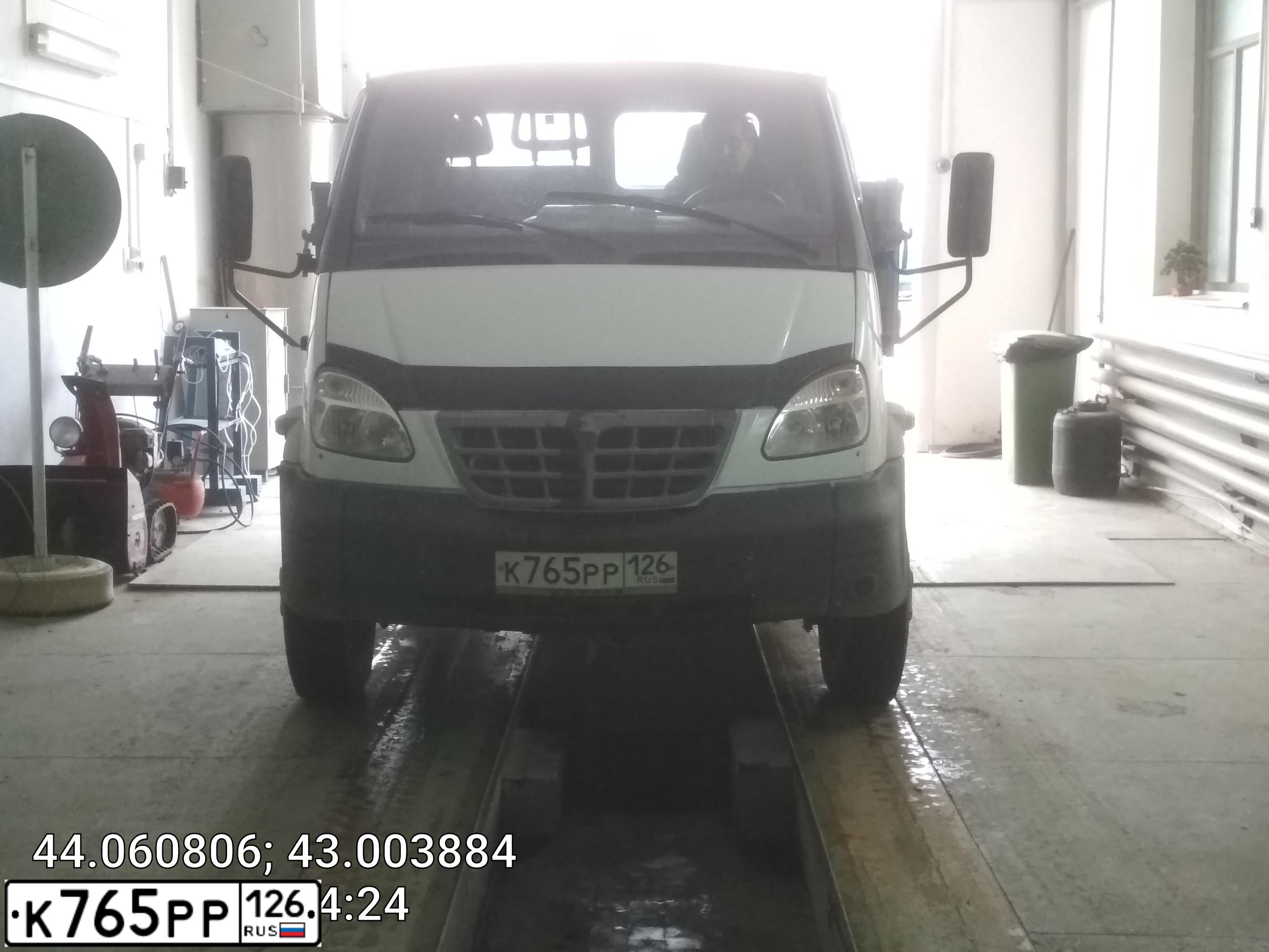 Фото автомобиля GAZ 3310 WALDAI, 2005 — госномер К765РР126. Цвет: Белый