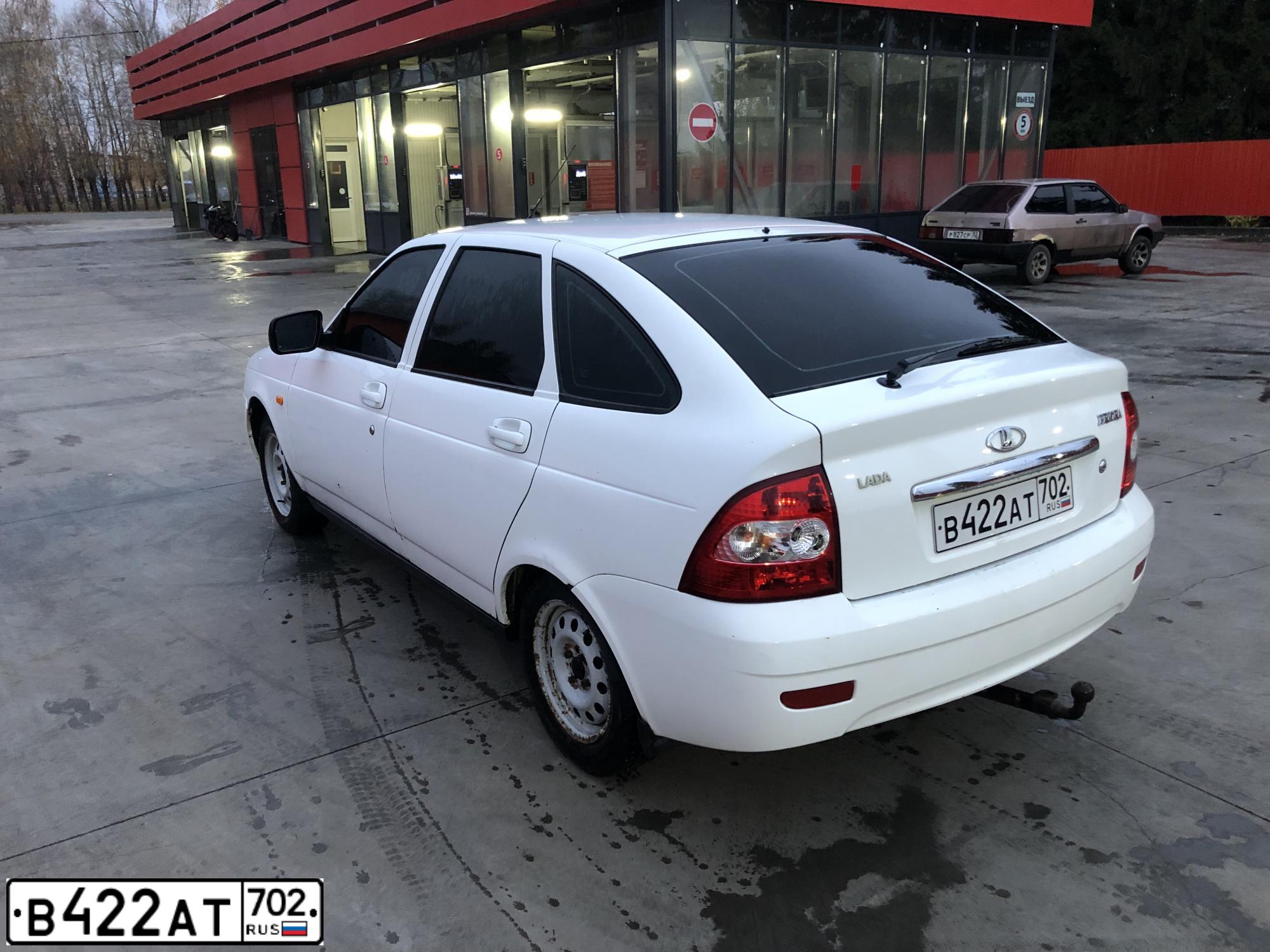 Фото автомобиля LADA PRIORA, 2012 — госномер М059РК702. Цвет: Белый