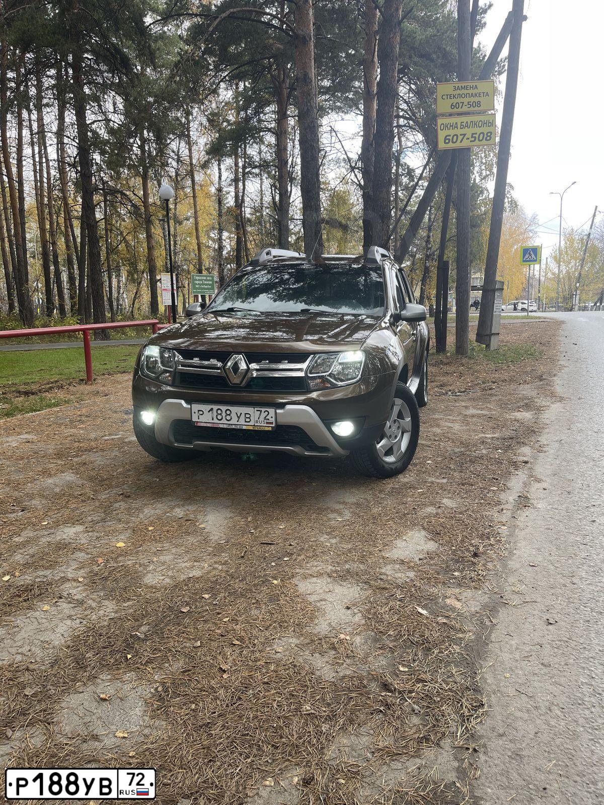 Фото автомобиля RENAULT DUSTER, 2015 — госномер Х372ТА72
