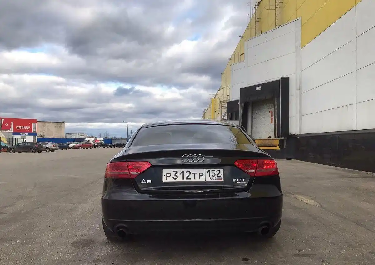 Фото автомобиля AUDI A5, 2009 — госномер С435СА152. Цвет: ЧЕРНЫЙ