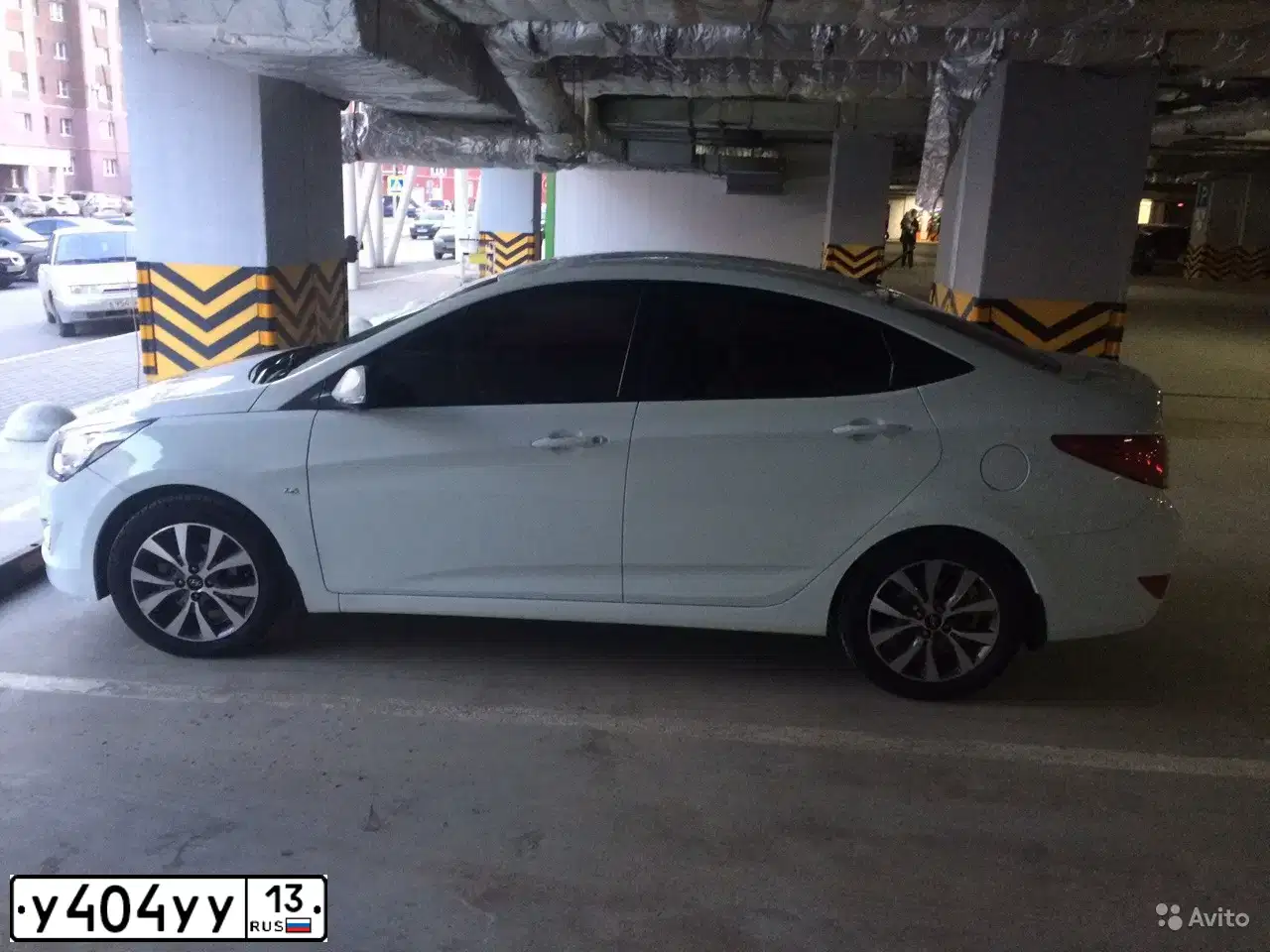 Фото автомобиля TOYOTA CAMRY, 2015 — госномер У404УУ13. Цвет: ЧЕРНЫЙ