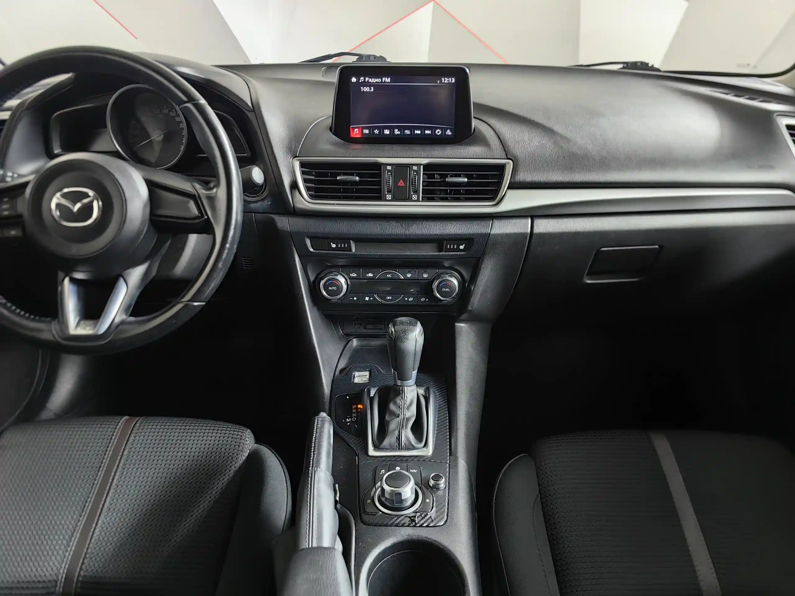 Фото автомобиля MAZDA 3, 2018 — госномер Т060НН39