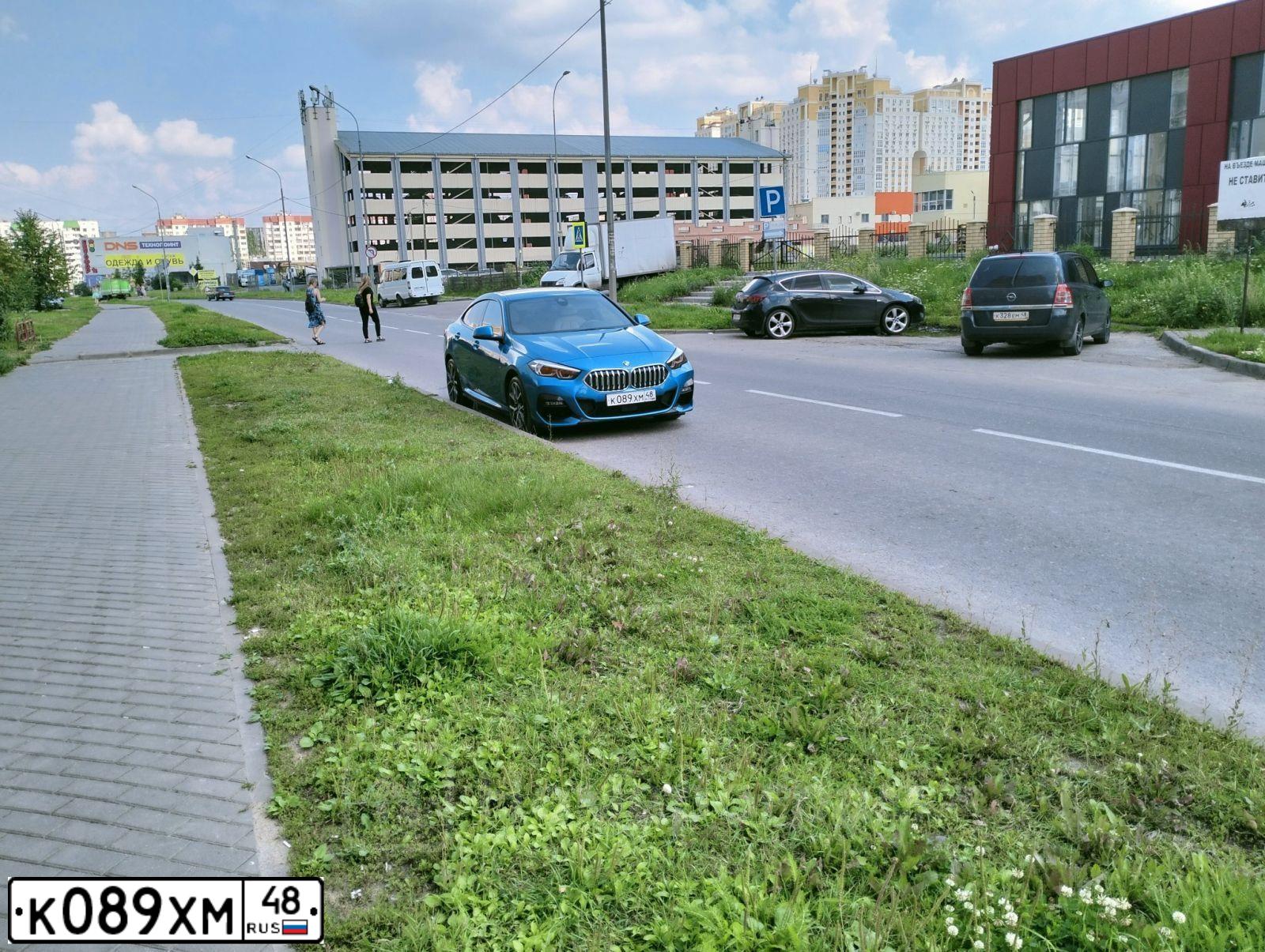 Фото автомобиля FORD FOCUS, 2010 — госномер Е240СТ95. Цвет: Серебристый