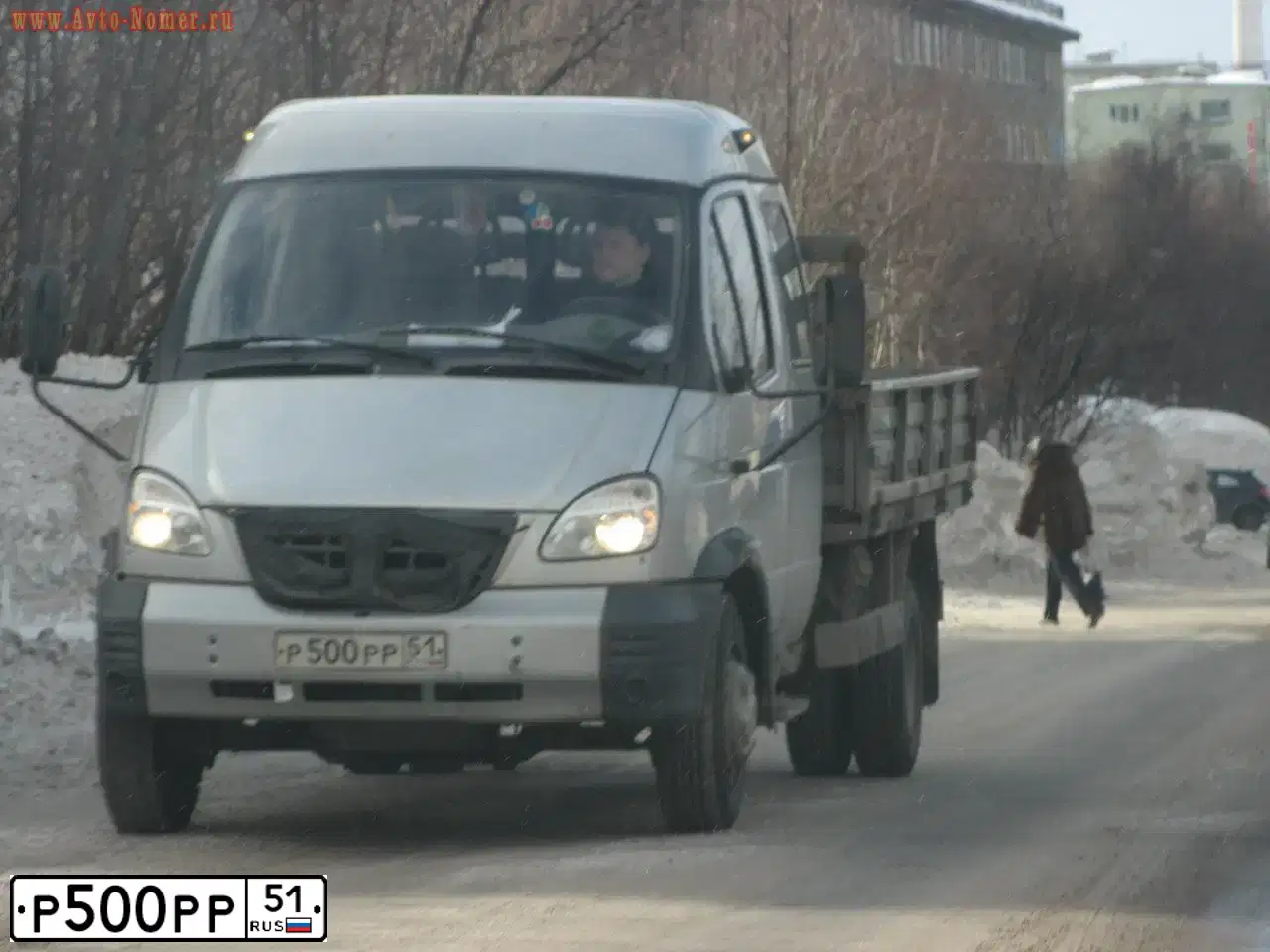 Фото автомобиля GAZ Z 3310 WALDAI, 2007 — госномер С032СС32. Цвет: БУРАН