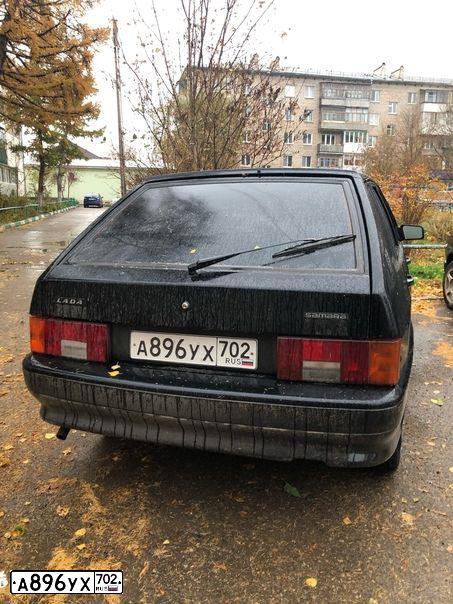 Фото автомобиля LADA 2114 SAMARA, 2010 — госномер А896УХ702. Цвет: Сине-Черный