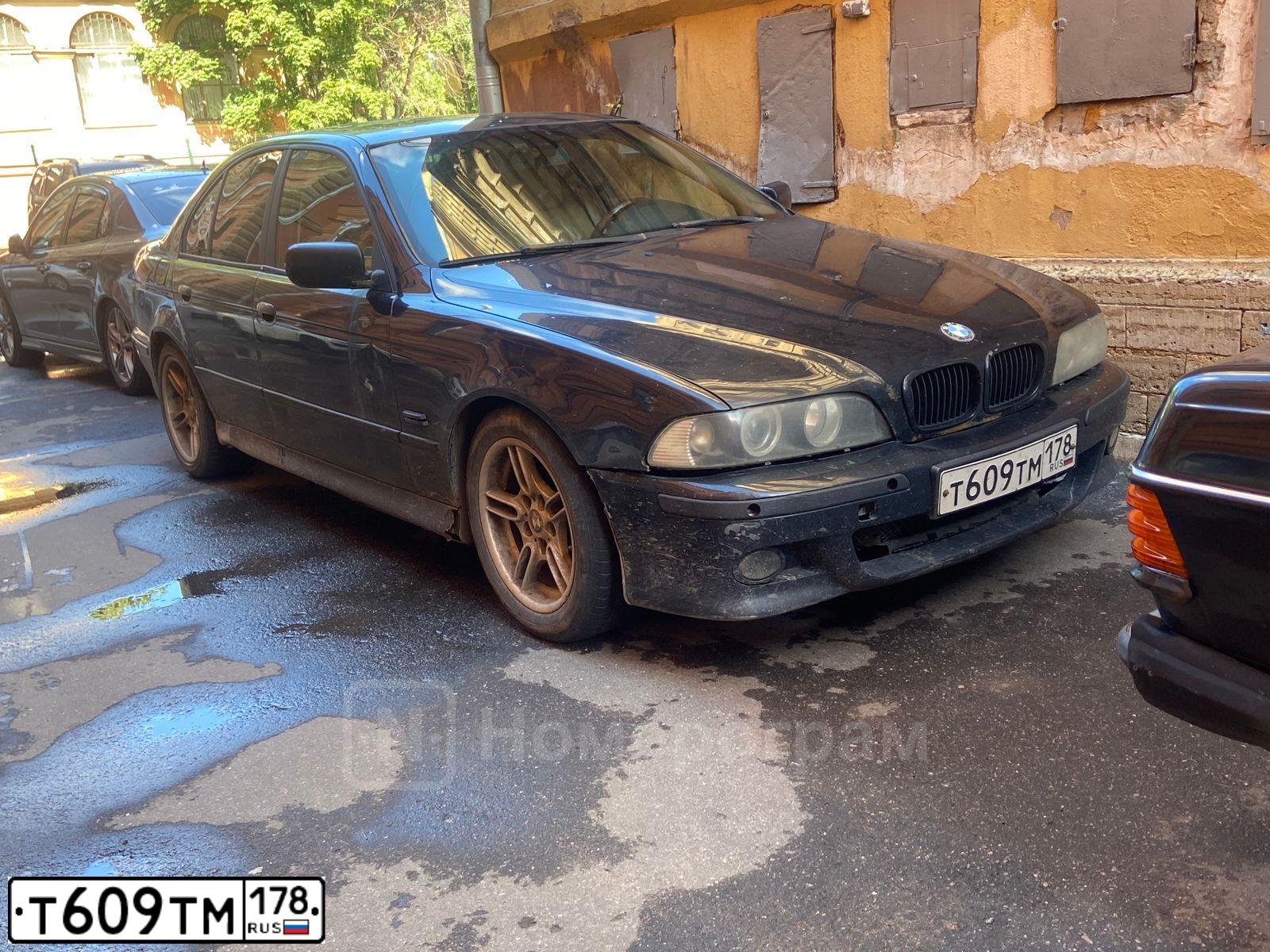 Фото автомобиля BMW SERIE 5, 2001 — госномер М666РУ178. Цвет: ЧЕРНЫЙ