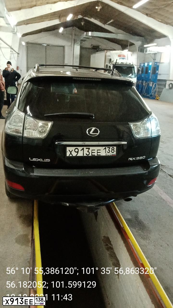 Фото автомобиля LEXUS RX, 2005 — госномер К002ВТ30. Цвет: ЧЕРНЫЙ