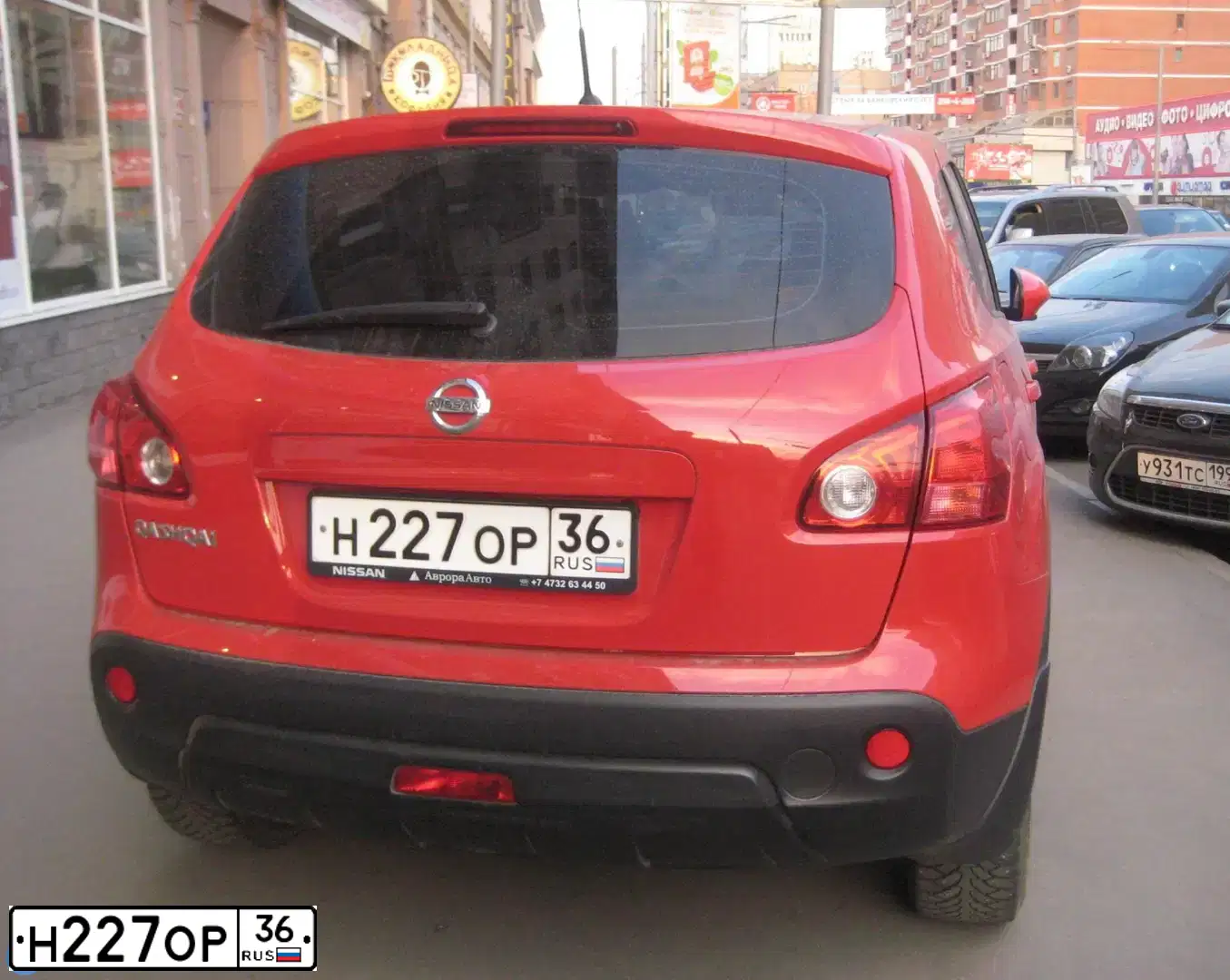 Фото автомобиля NISSAN QASHQAI, 2008 — госномер В312ВТ180