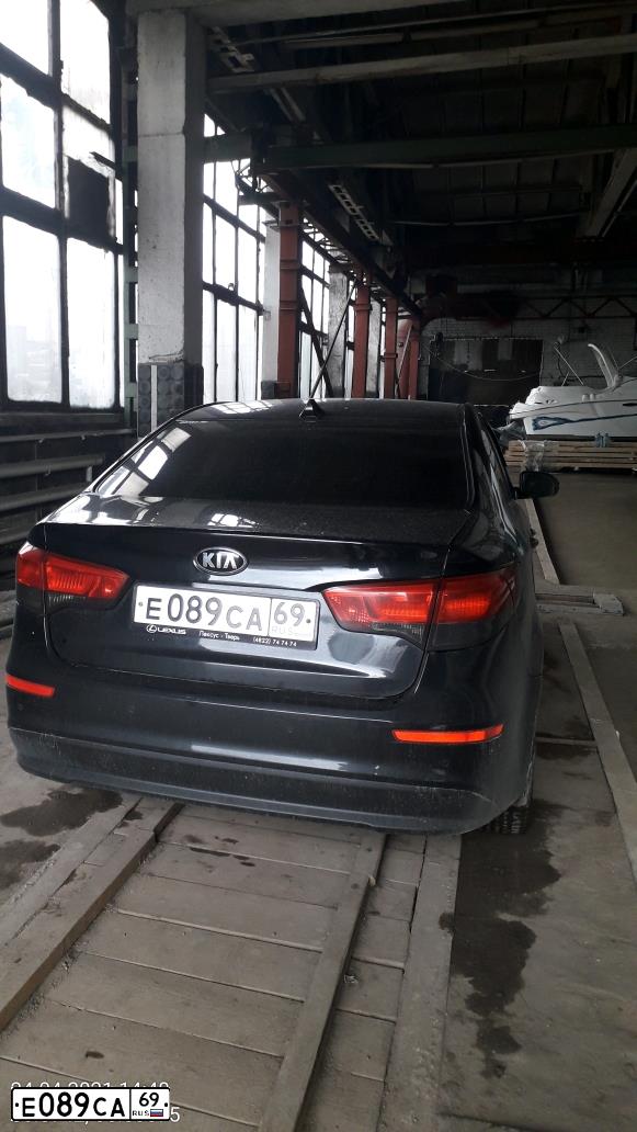 Фото автомобиля KIA RIO, 2016 — госномер Е089СА69. Цвет: ЧЕРНЫЙ