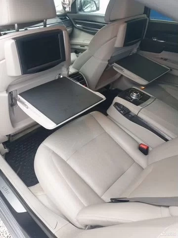 Фото автомобиля BMW SERIE 7, 2010 — госномер Х724ВР550. Цвет: СЕРЫЙ