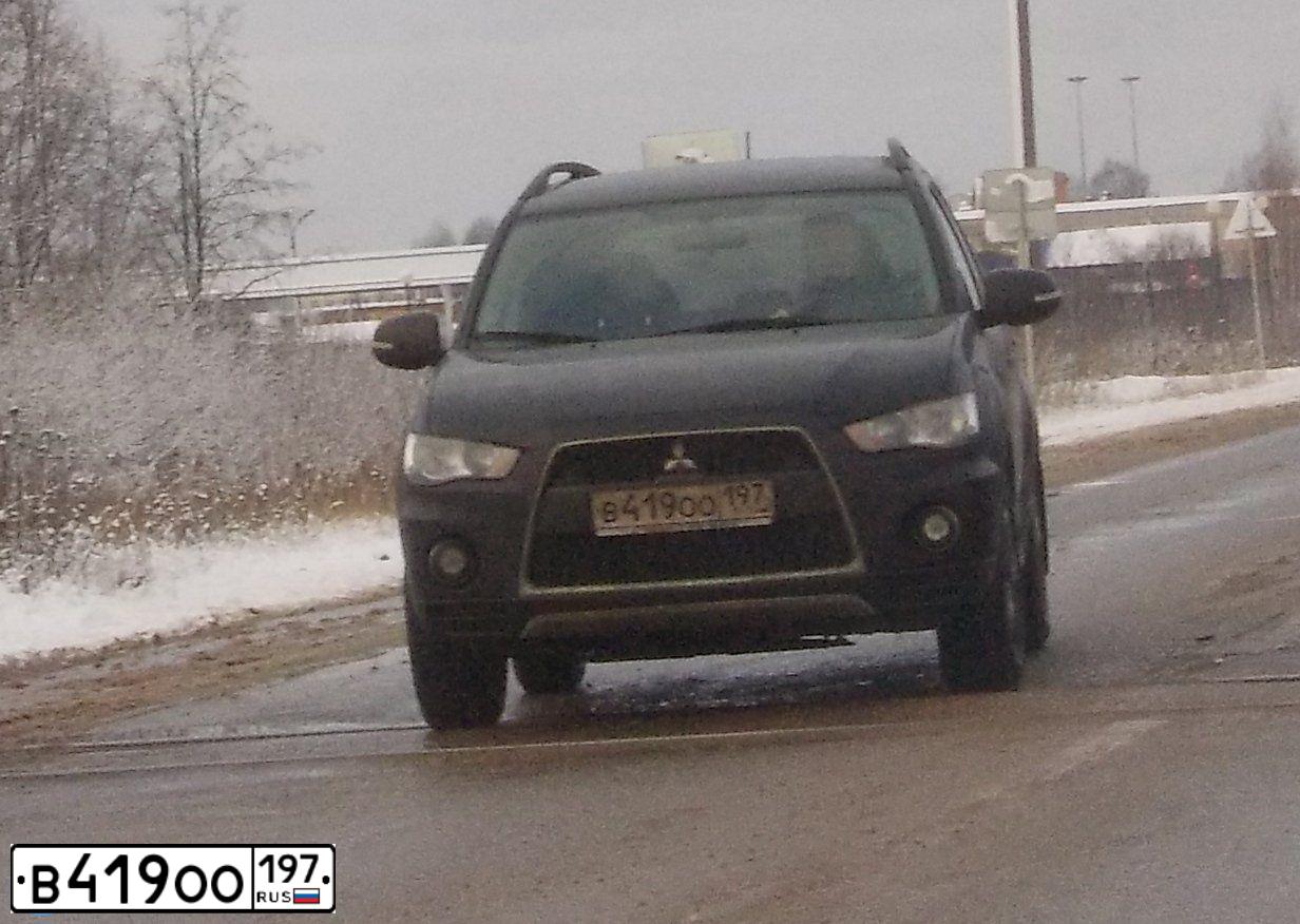 Фото автомобиля SUZUKI /GRAND/ VITARA, 2007 — госномер Х026АС199. Цвет: СЕРЫЙ