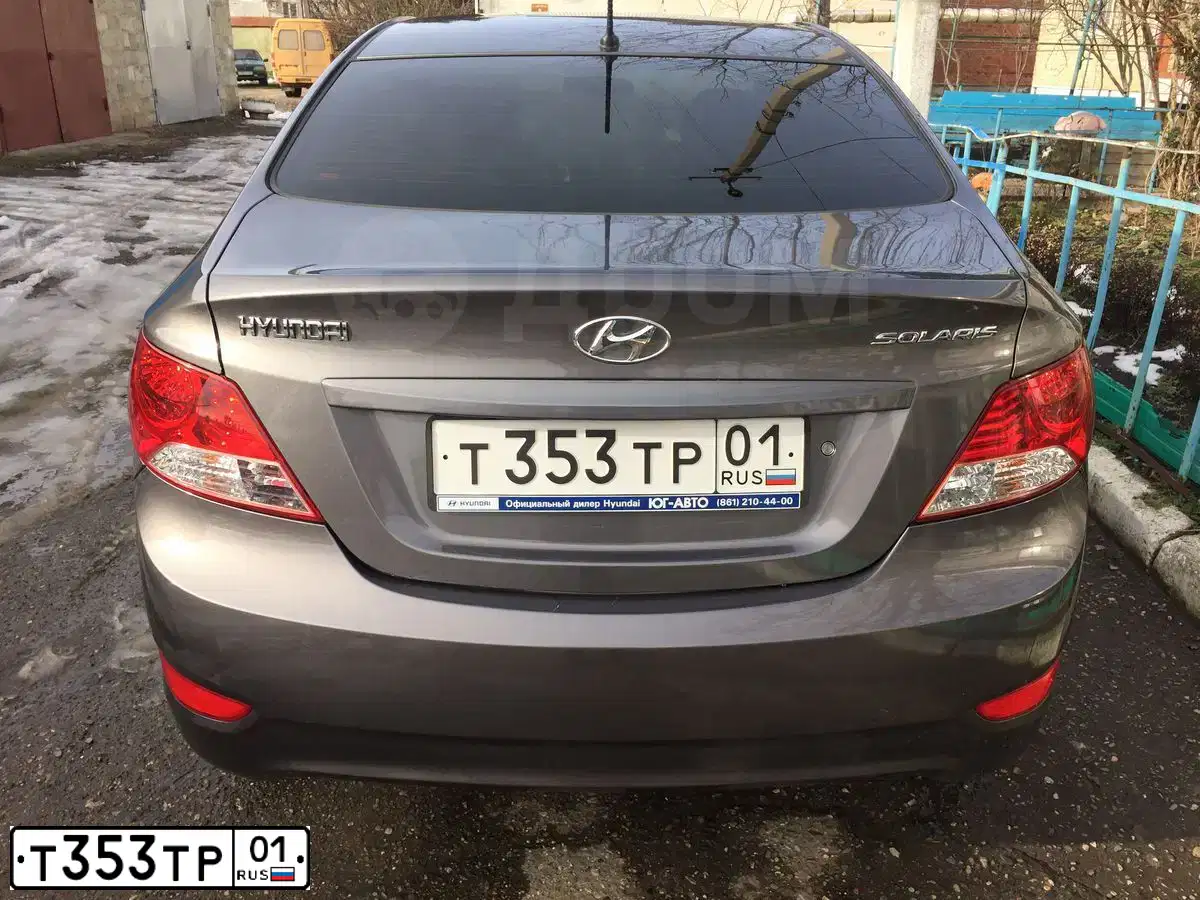 Фото автомобиля HYUNDAI SOLARIS, 2011 — госномер С047МЕ193. Цвет: СЕРЫЙ