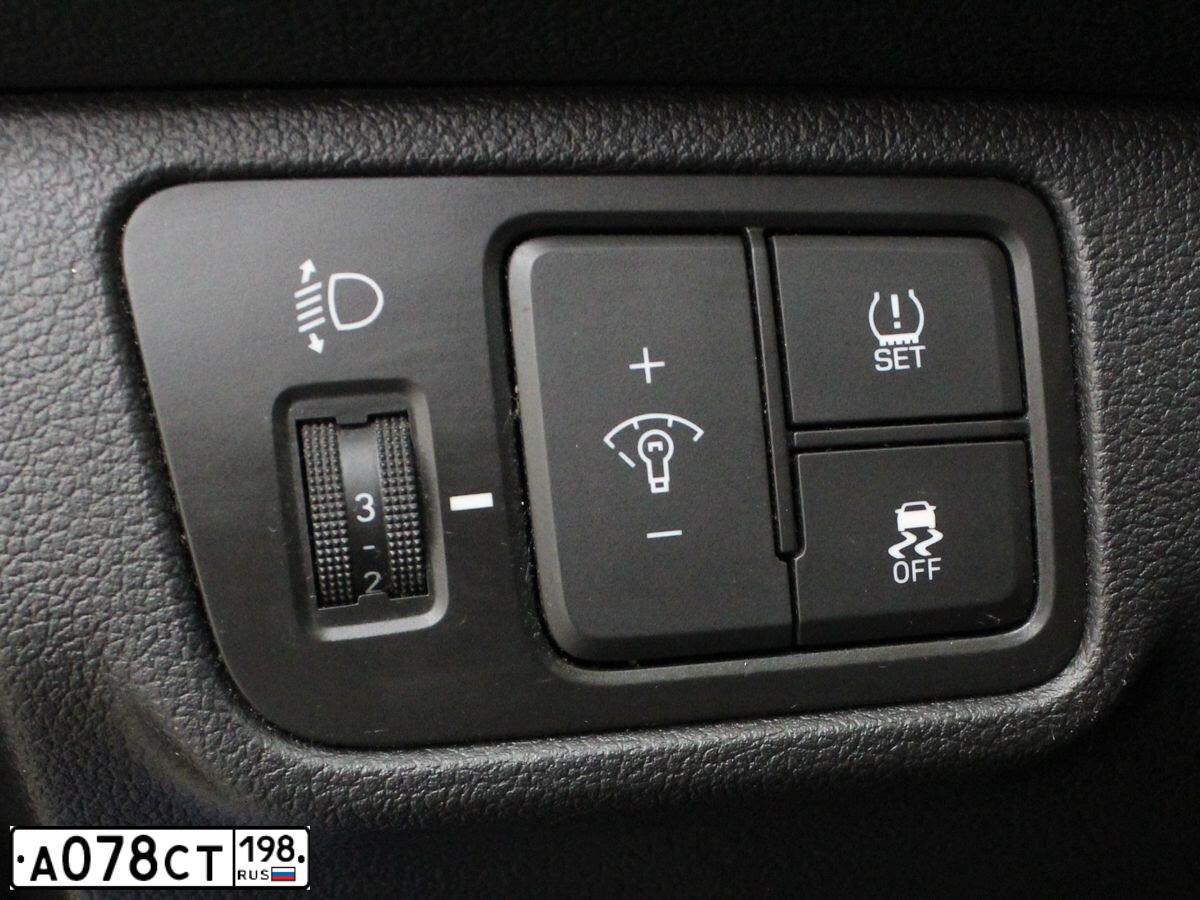 Фото автомобиля HYUNDAI SOLARIS, 2018 — госномер Р052МТ46. Цвет: СИНИЙ