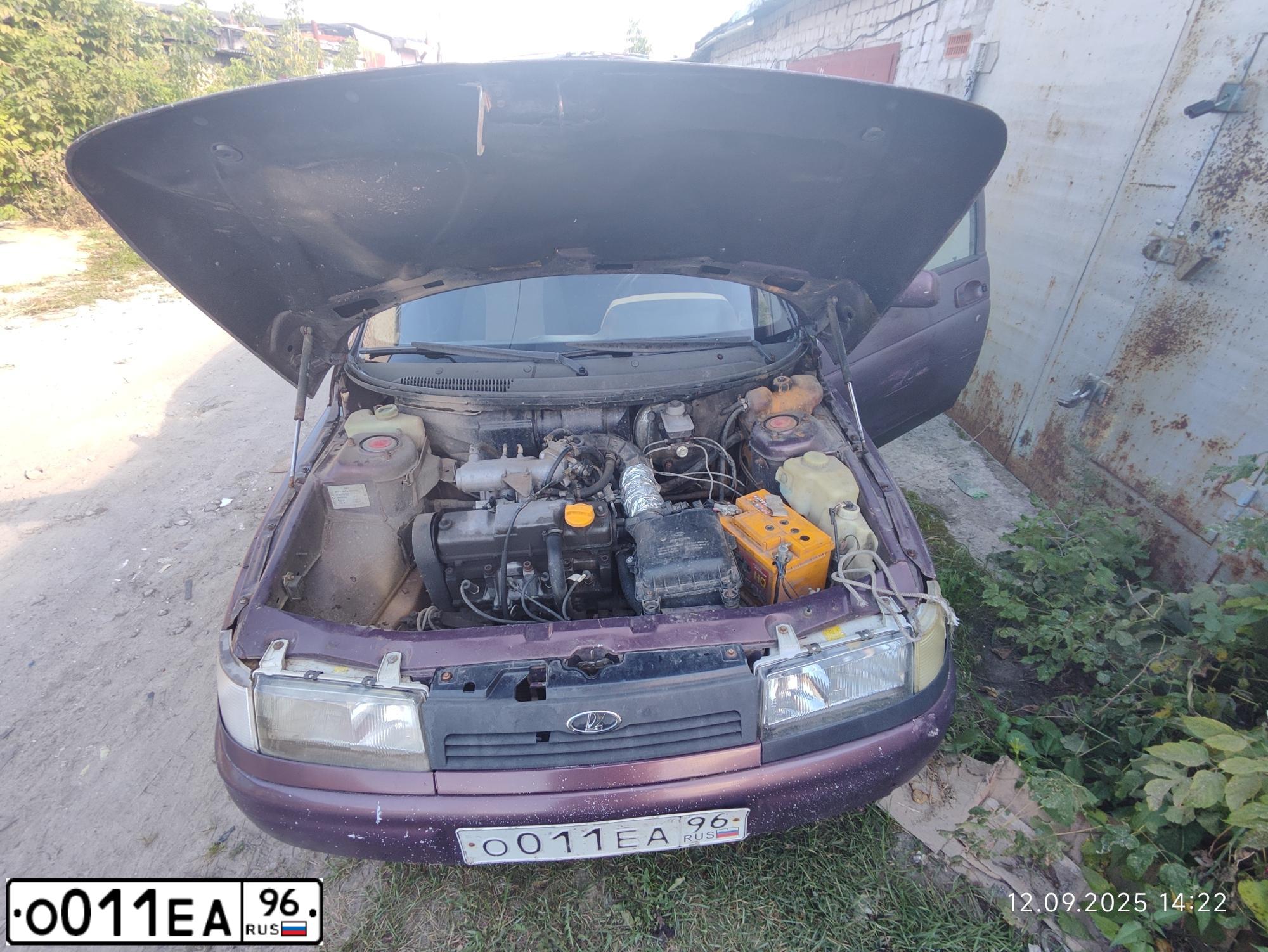 Фото автомобиля LADA 2111, 2003 — госномер О011ЕА96. Цвет: КРАСНО-КОРИЧНЕВЫЙ