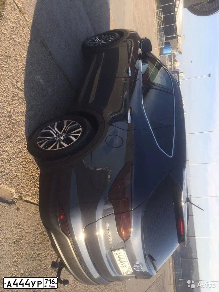 Фото автомобиля HYUNDAI SANTA FE, 2014 — госномер О400АТ716. Цвет: Темно-синий