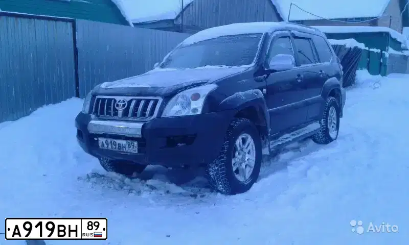 Фото автомобиля TOYOTA LAND CRUISER, 2006 — госномер А300ВМ172. Цвет: ЧЕРНЫЙ