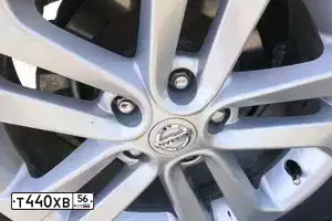 Фото автомобиля NISSAN JUKE, 2012 — госномер Т440ХВ56. Цвет: ТЕМНО-СИНИЙ