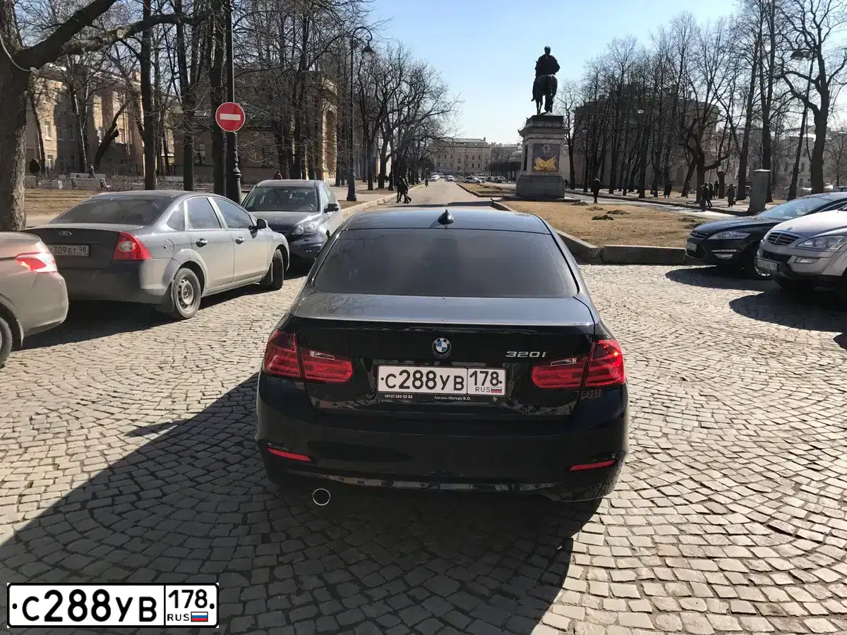 Фото автомобиля BMW SERIE 3, 2014 — госномер С288УВ178. Цвет: ЧЕРНЫЙ