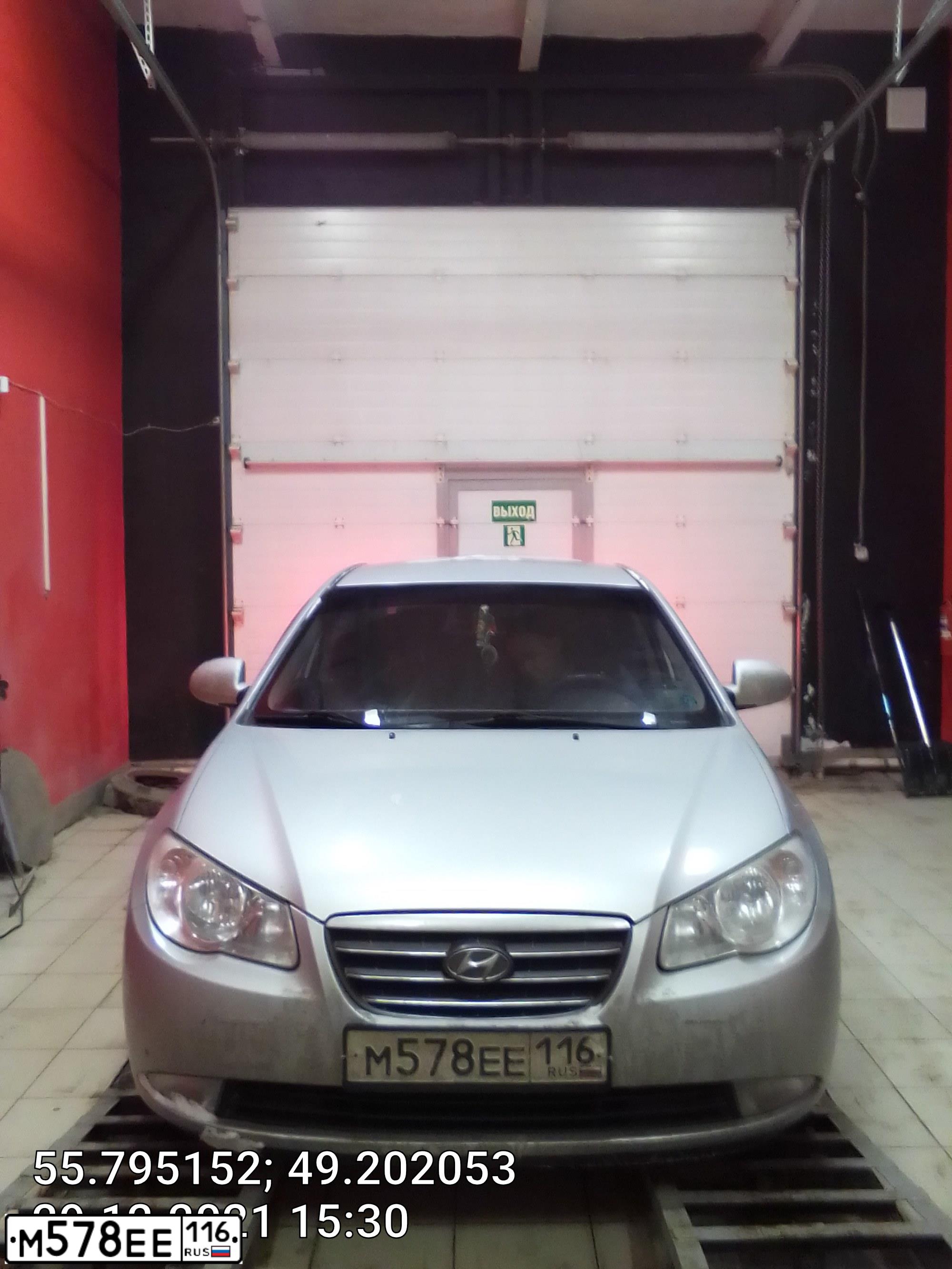 Фото автомобиля HYUNDAI ELANTRA, 2008 — госномер М578ЕЕ116. Цвет: СЕРЕБРИСТЫЙ