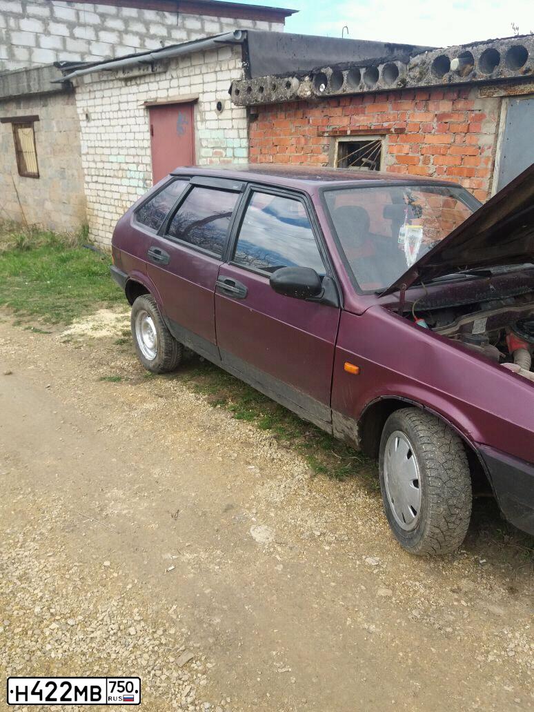 Фото автомобиля LADA 2109 SAMARA, 1996 — госномер У805УК50. Цвет: ФИОЛЕТОВЫЙ