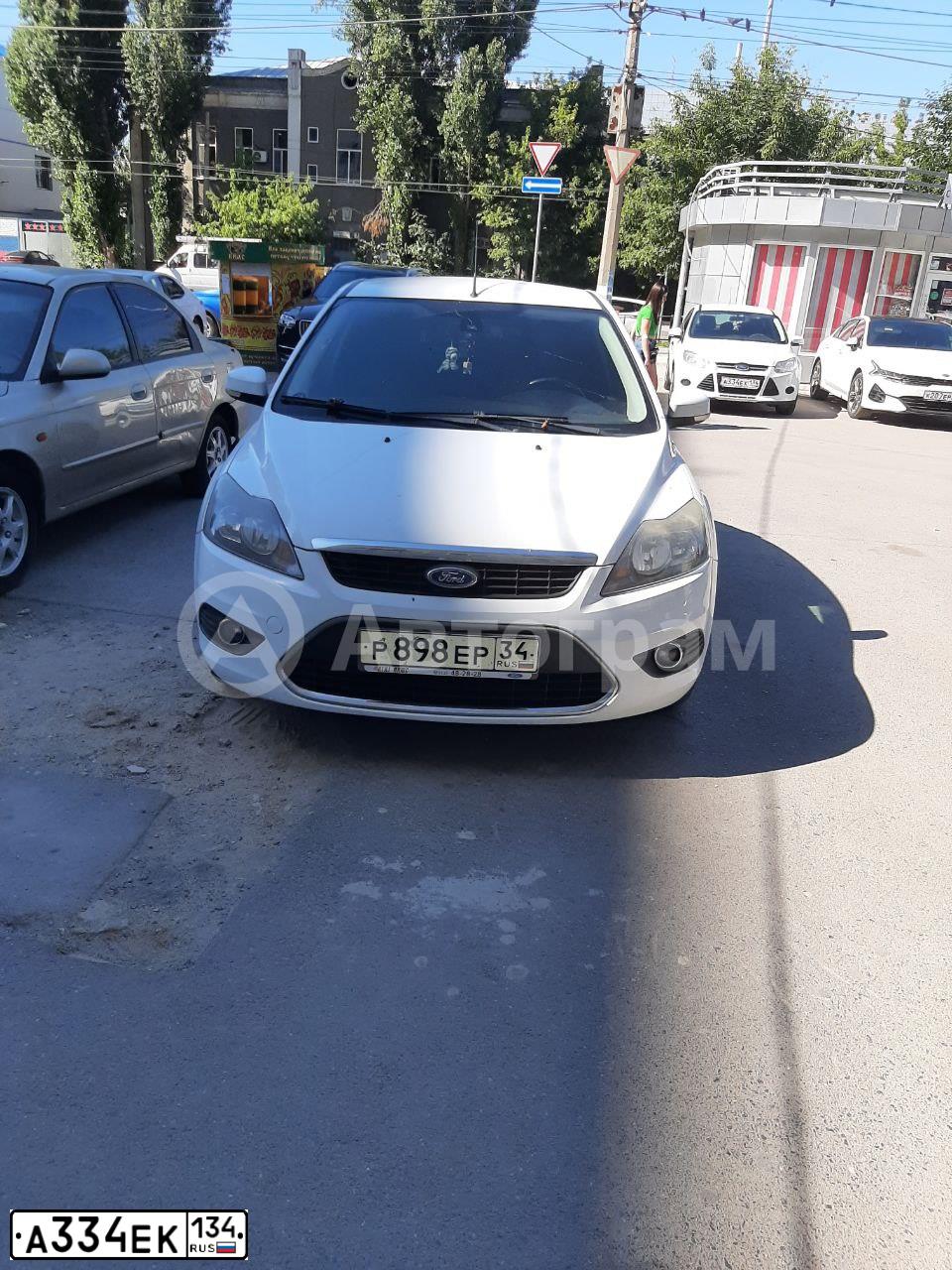 Фото автомобиля KIA CEE'D, 2012 — госномер О583ВВ136. Цвет: Серебристый
