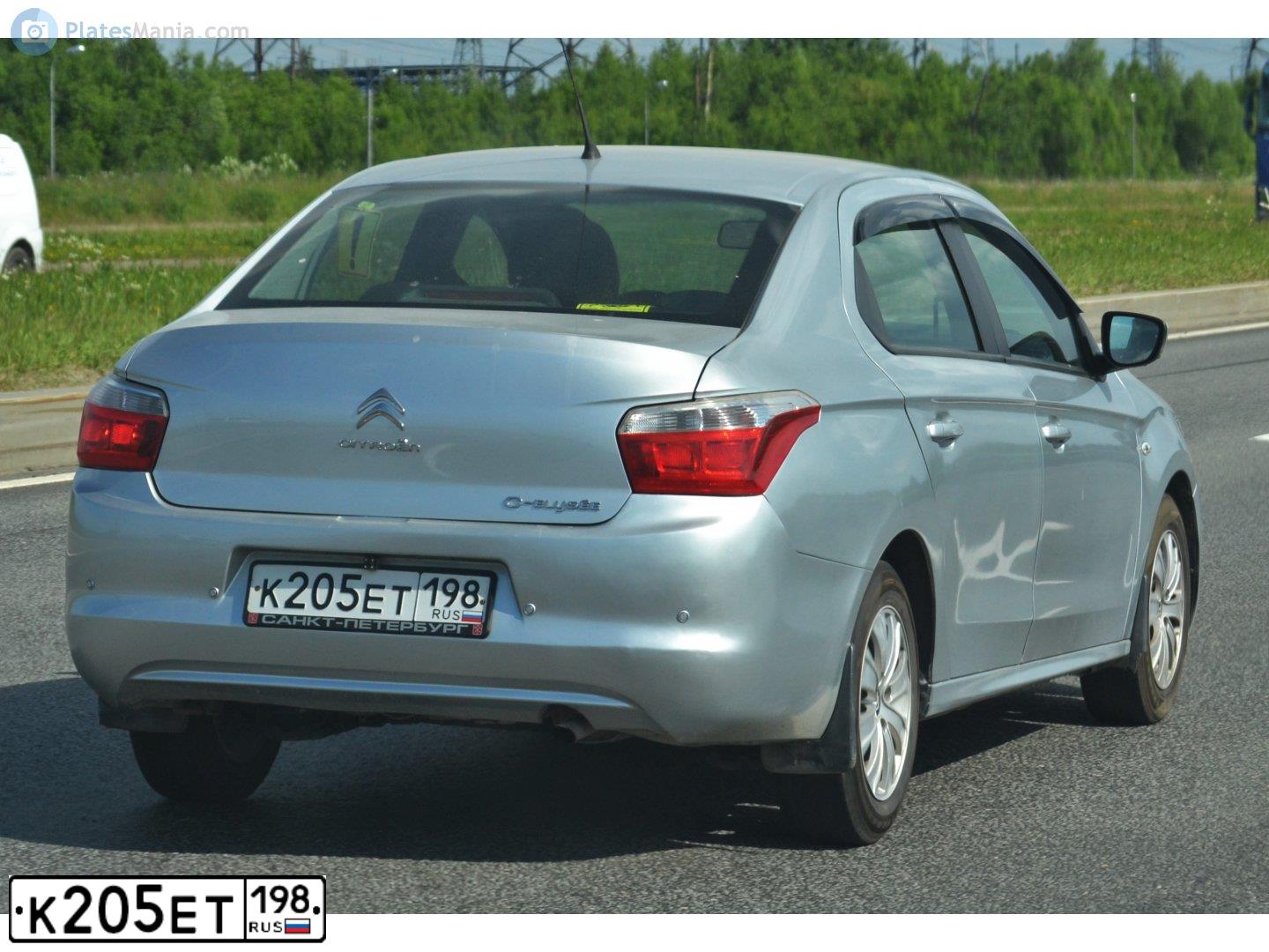 Фото автомобиля CITROEN C-ELYSEE, 2013 — госномер А105ХК147. Цвет: СЕРЕБРИСТЫЙ