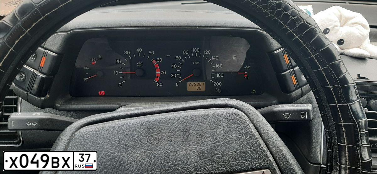 Фото автомобиля LADA 2110, 2006 — госномер М118КА774