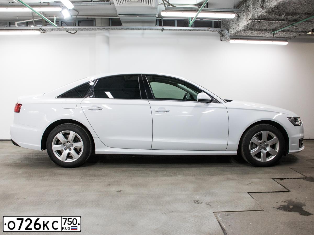 Фото автомобиля AUDI A6, 2015 — госномер Н969КН790. Цвет: Белый