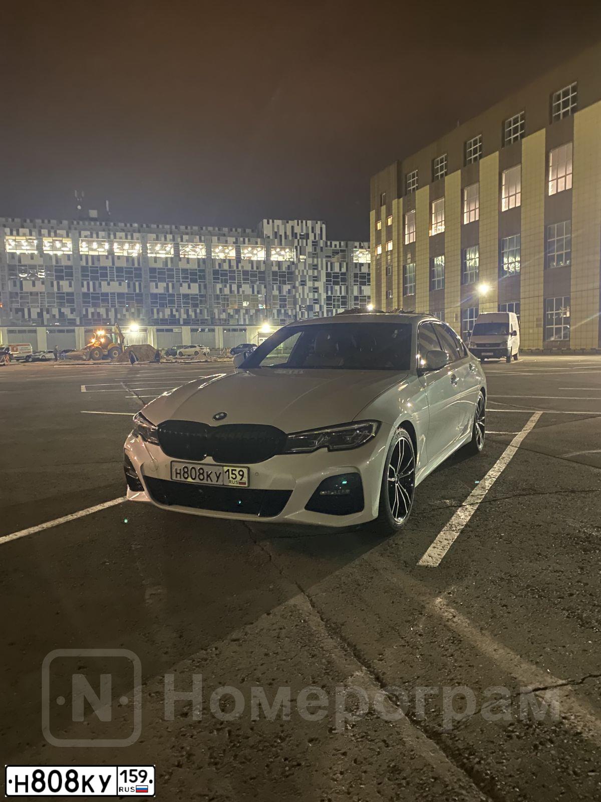 Фото автомобиля BMW SERIE 3, 2020 — госномер Н808КУ159. Цвет: Белый