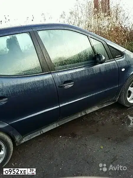Фото автомобиля MERCEDES A-KLASSE, 2000 — госномер О952ХЕ39. Цвет: синий