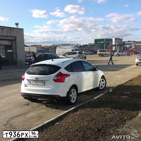 Фото автомобиля FORD D FOCUS, 2011 — госномер Н336ТУ72. Цвет: Красный