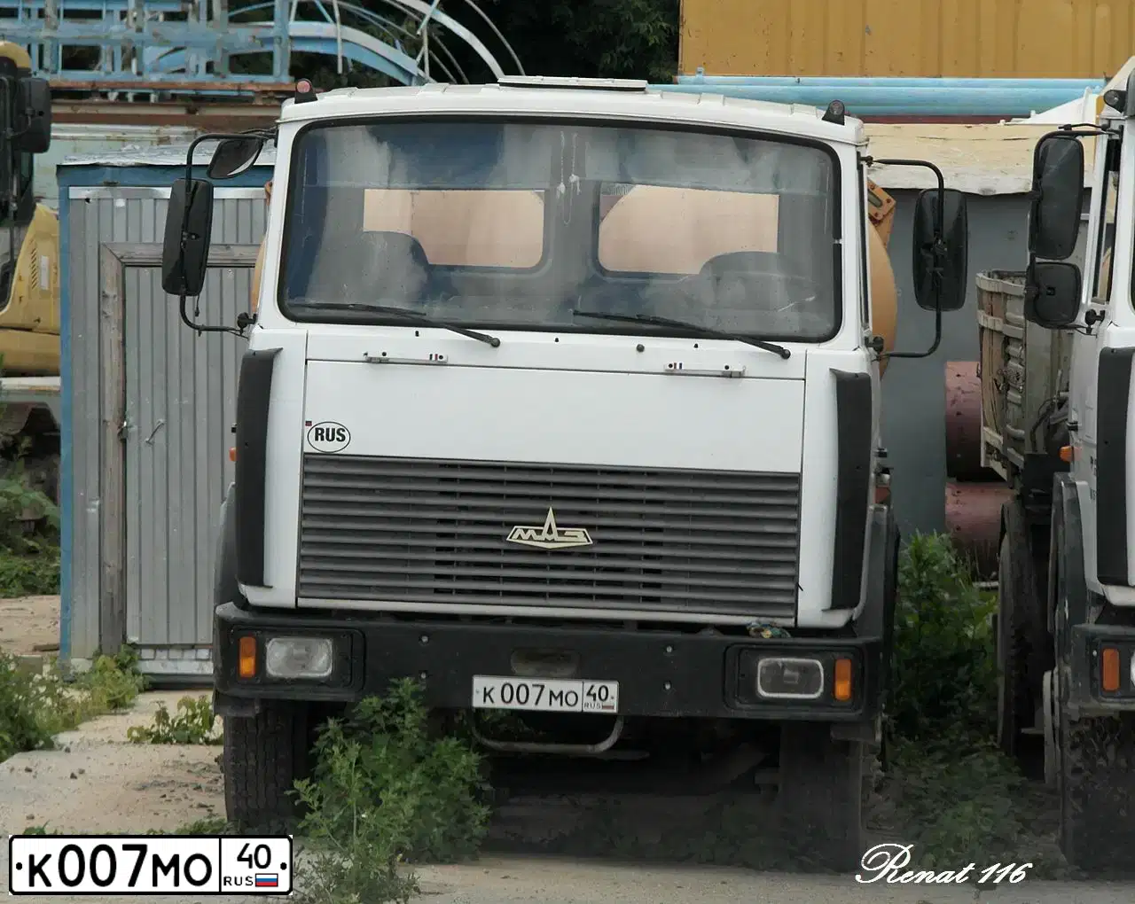 Фото автомобиля MAZ 5337 /4X2/, 2007 — госномер К007МО40. Цвет: Белый