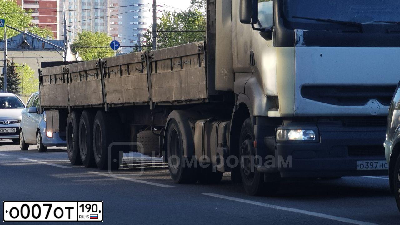 Фото автомобиля MITSUBISHI PAJERO SPORT, 2011 — госномер О007ОТ190. Цвет: ЧЕРНЫЙ