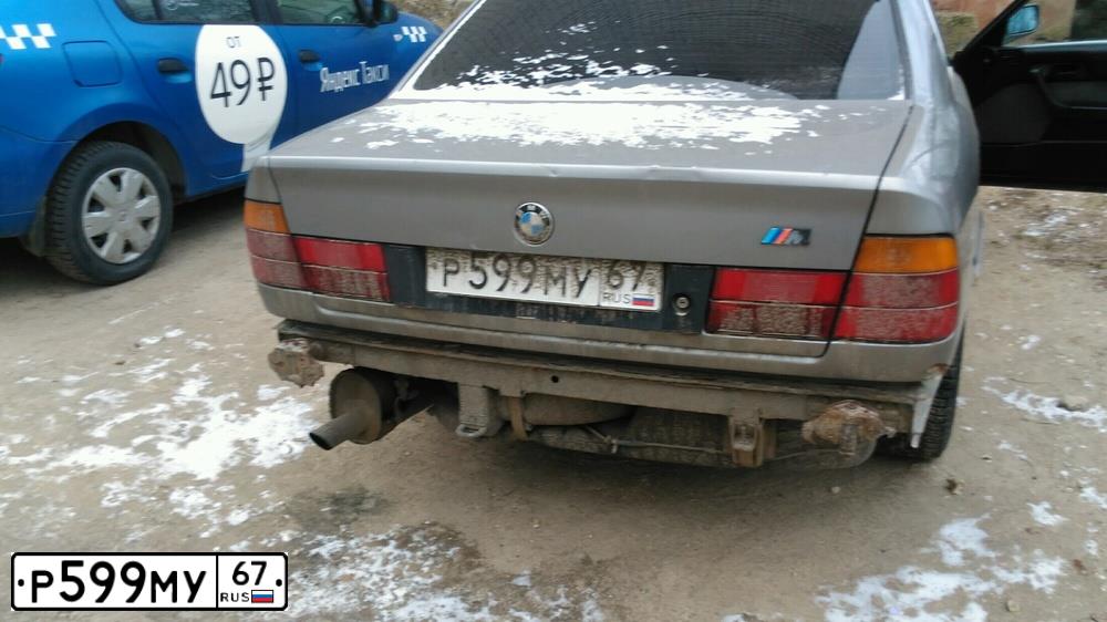 Фото автомобиля BMW SERIE 5, 1989 — госномер К562РК53. Цвет: СЕРЫЙ-МЕТАЛИК
