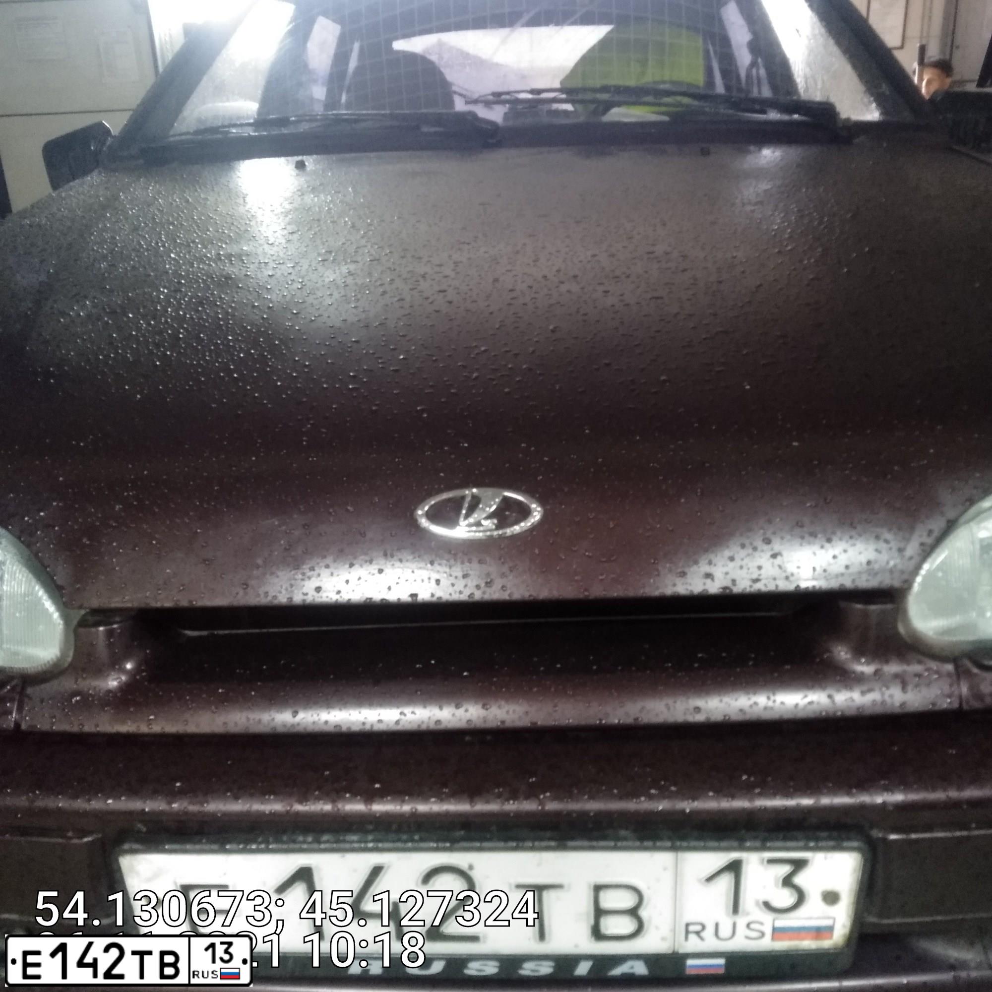 Фото автомобиля LADA 2114 SAMARA, 2011 — госномер Е142ТВ13. Цвет: ТЕМНО-ВИШНЕВЫЙ