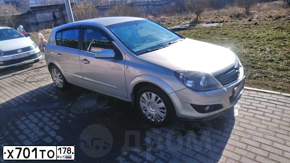 Фото автомобиля VOLKSWAGEN POLO, 2017 — госномер А137УЕ92. Цвет: Белый