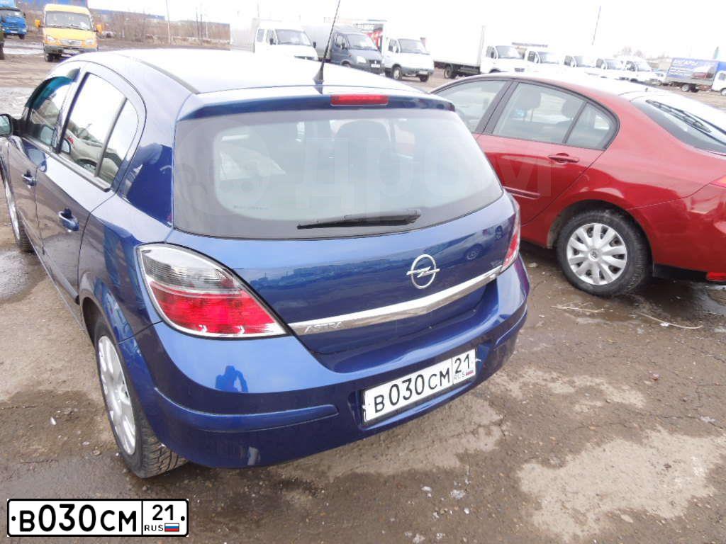 Фото автомобиля OPEL ASTRA, 2008 — госномер В714СЕ43. Цвет: синий