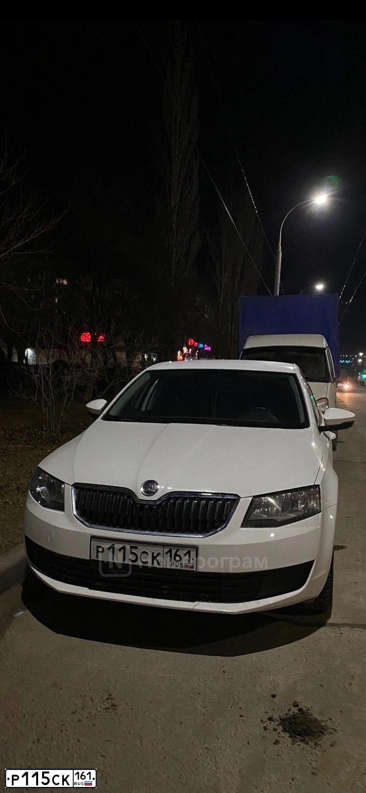 Фото автомобиля SKODA OCTAVIA, 2013 — госномер Р115СК161. Цвет: БЕЛЫЙ