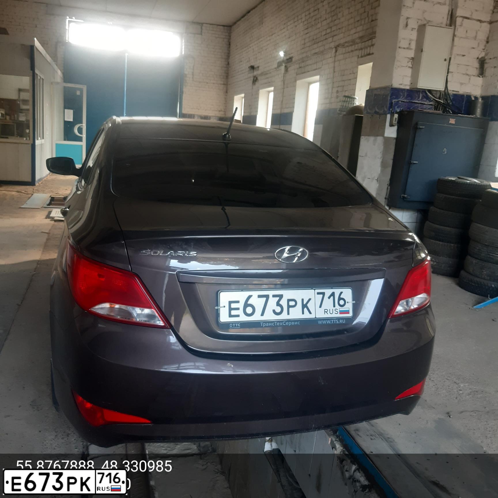Фото автомобиля HYUNDAI SOLARIS, 2016 — госномер М302КА702. Цвет: Коричневый