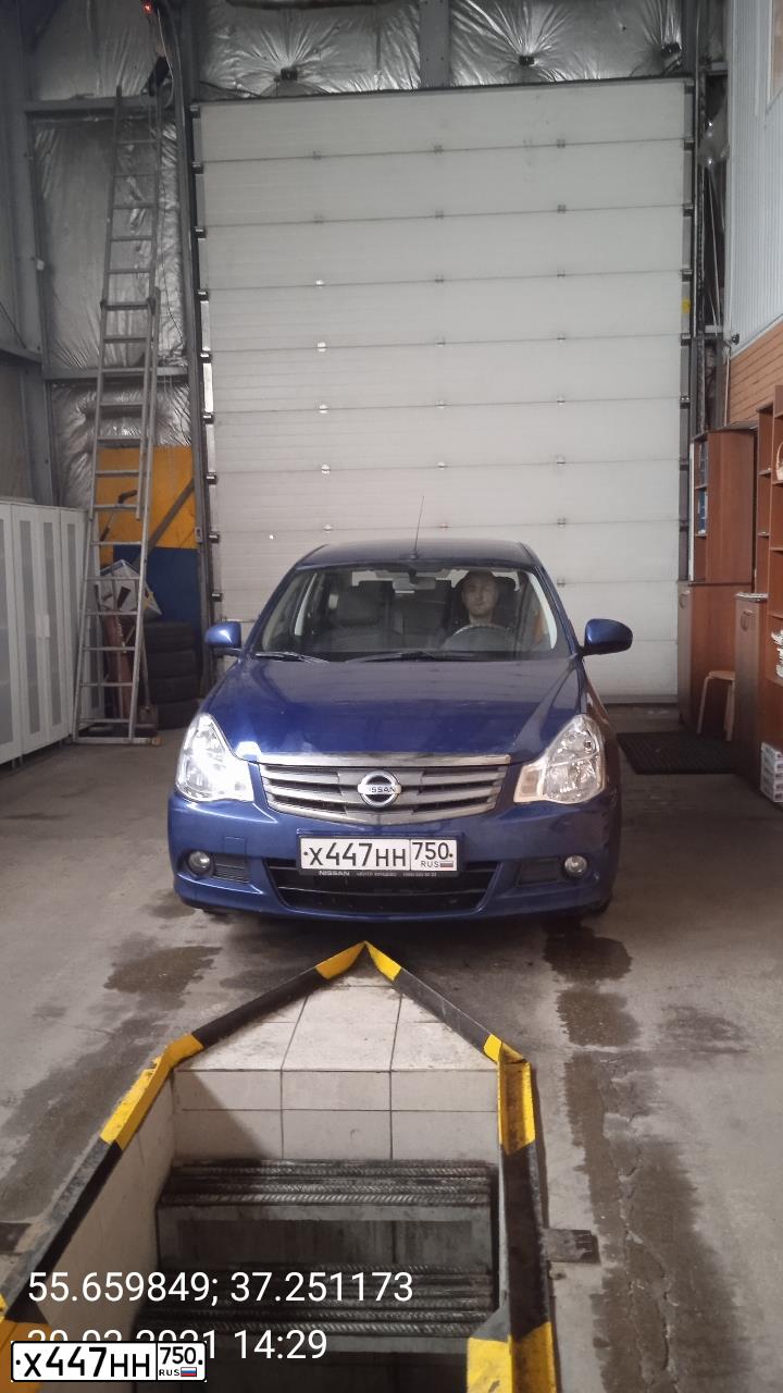 Фото автомобиля NISSAN ALMERA /AVTOVAZ/, 2017 — госномер Т312АТ39. Цвет: синий