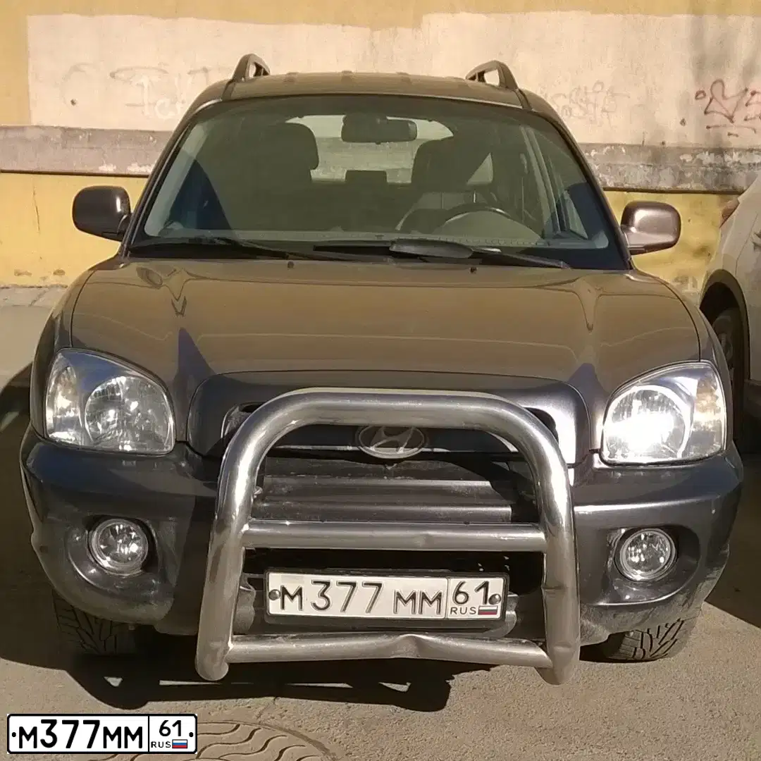 Фото автомобиля HYUNDAI SANTA FE, 2005 — госномер М377ММ61. Цвет: Т.БЕЖЕВЫЙ