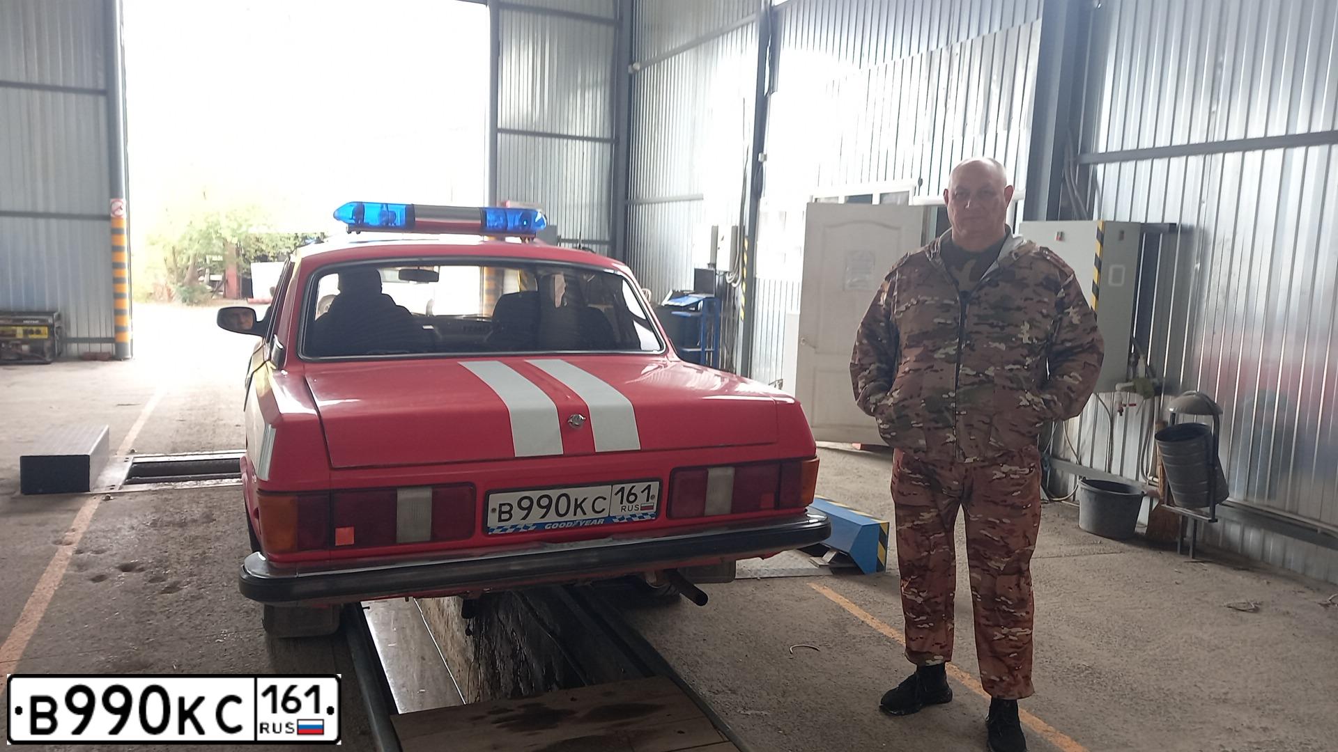 Фото автомобиля VAZ 2109 SAMARA, 1991 — госномер В993НС161. Цвет: Т.ЗЕЛЕНЫЙ